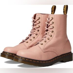 Dr. Martens AirWair 1460 Pascal Peach Beige Women's US Size 8.5 NEW